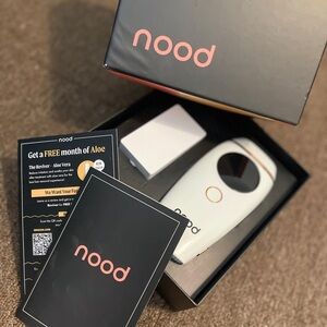 White Hair Removal Device
